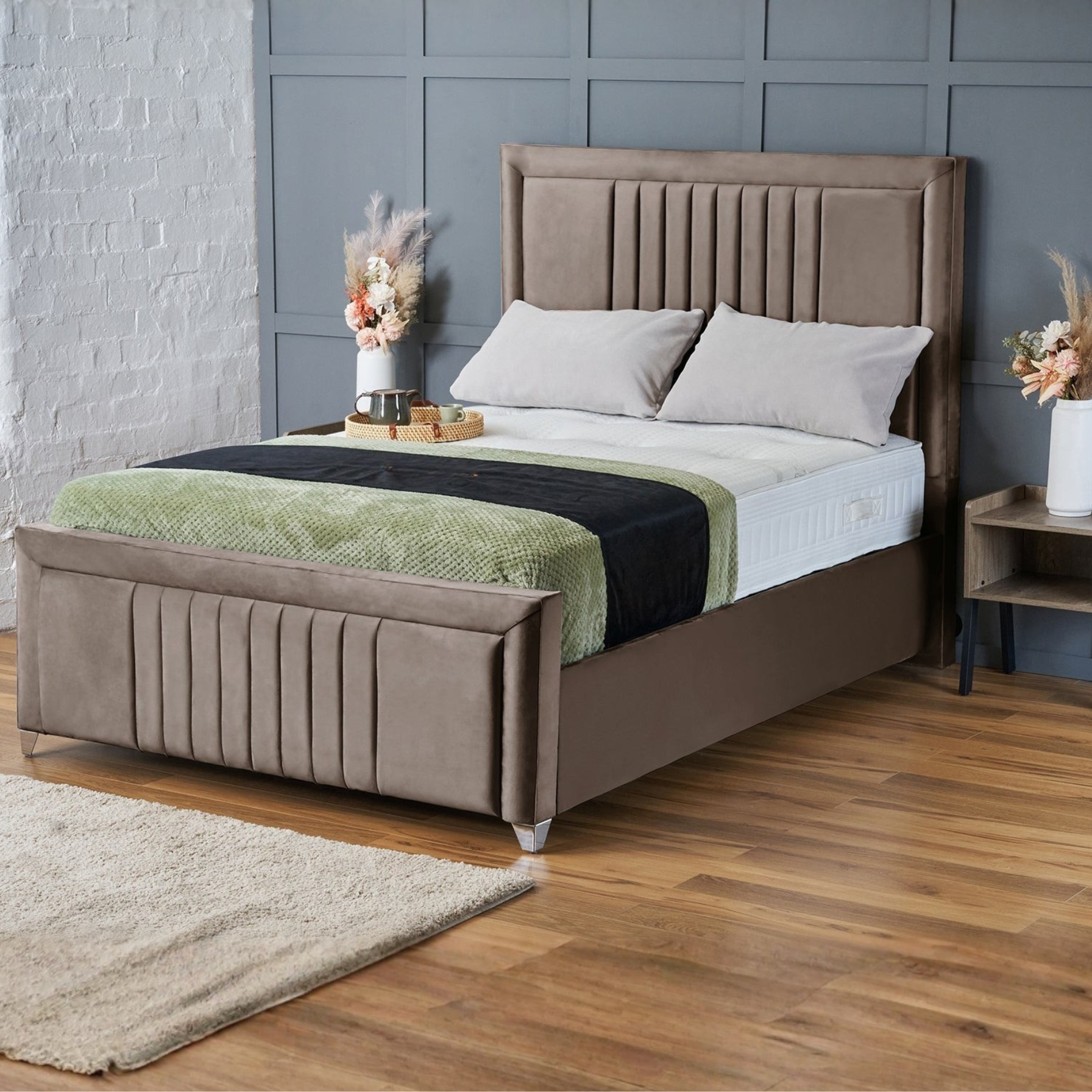 Verona Upholstered Bed